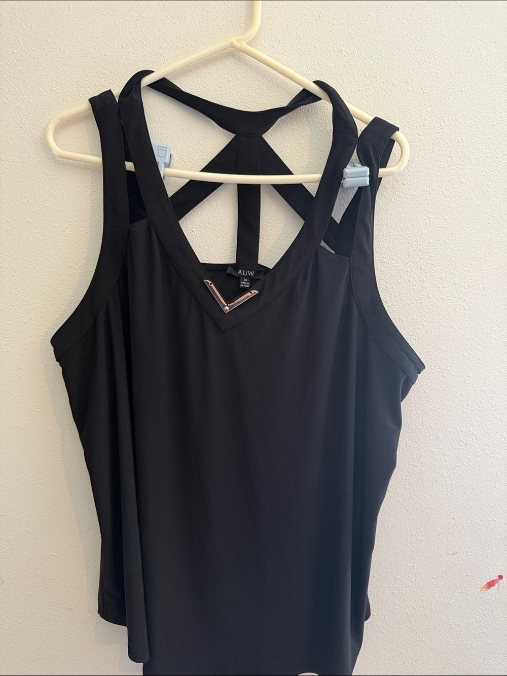 AUW Black V-Neck Strappy Back Tank